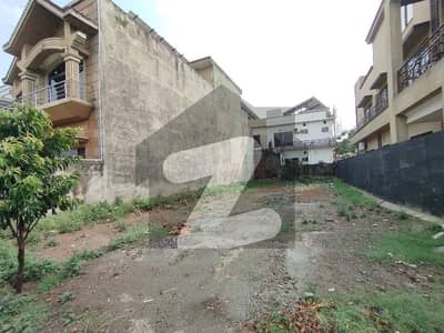 Parkface 10 Marla Excellent Location plot in Bahria phase 3