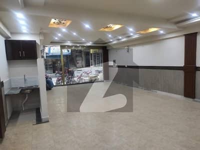 1800 Sqft Well Furnish Office For Rent At Main Susan Road, Madina Town Faisalabad