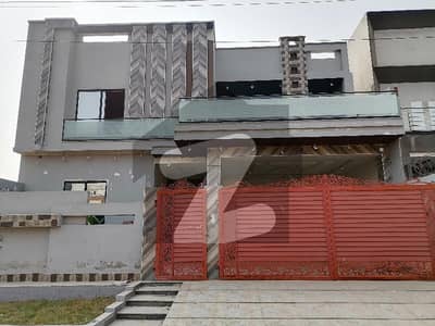 سہگل سٹی سمندری روڈ,فیصل آباد میں 10 مرلہ مکان 3.5 کروڑ میں برائے فروخت۔