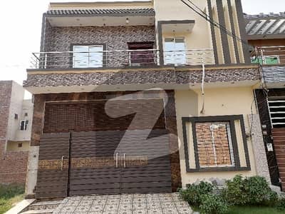 سٹی ولاز هاوسنگ سکیم سمندری روڈ,فیصل آباد میں 5 مرلہ مکان 1.35 کروڑ میں برائے فروخت۔