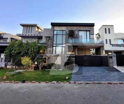 9 Marla Brand New House For Sale