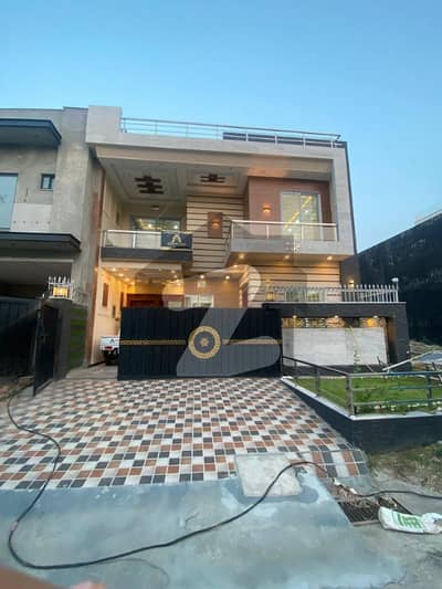 7 MARLA HOUSE (NEWLY CONSTRUCTED)