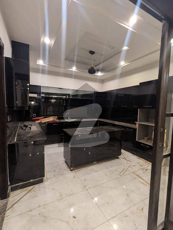 1 KANAL BRAND NEW HOUSE AVELABLE FOE RENT 1 KANAL BRAND NEW HOUSE AVELABLE FOE RENT