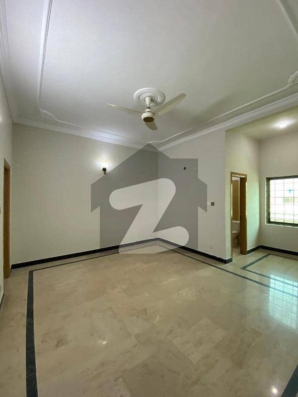 40x80 Full House Available for Rent in G-13/1 40x80 Full House Available for Rent in G-13/1