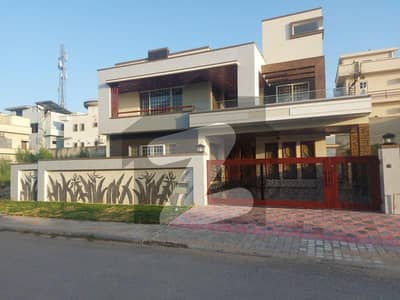 1 Kanal House Available In DHA Phase 2 - Sector D For sale