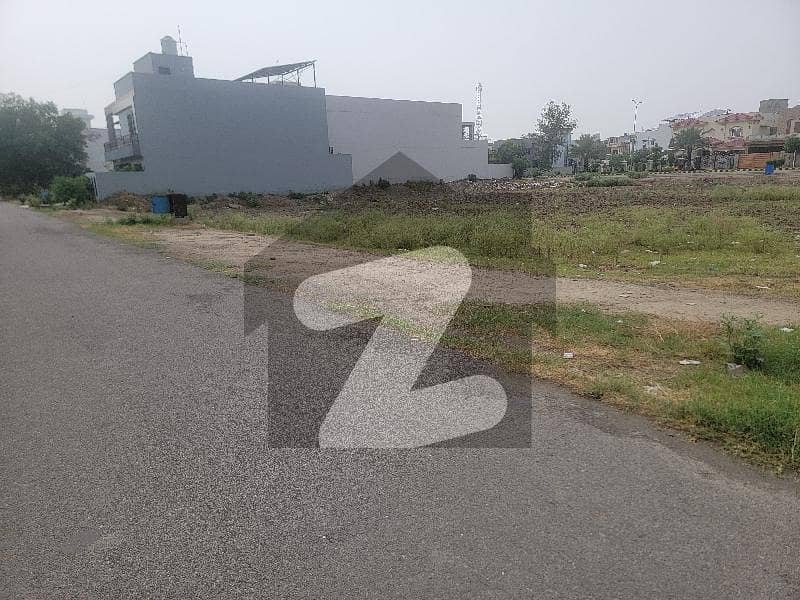 10 Marla Plot On Ideal Location. 10 Marla Plot On Ideal Location.