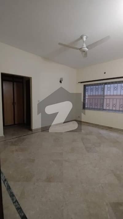 پی ڈبلیو ڈی کالونی راولپنڈی میں 3 کمروں کا 1 کنال زیریں پورشن 1.0 لاکھ میں کرایہ پر دستیاب ہے۔