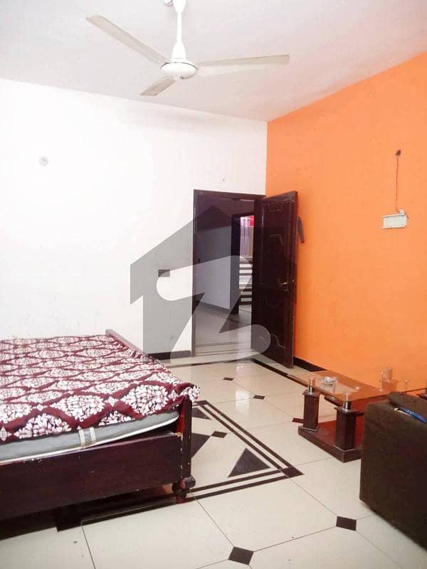 500 Yards Well Maintained Bungalow For Rent 500 Yards Well Maintained Bungalow For Rent