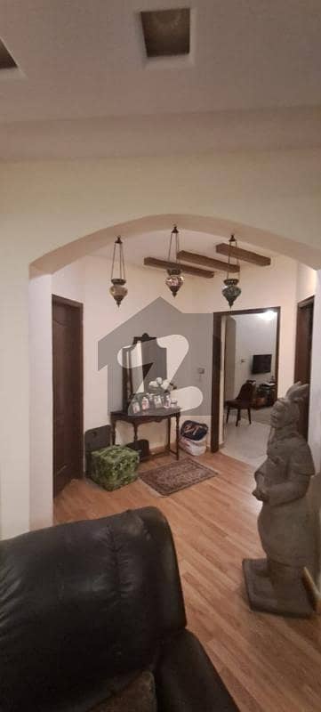 One Kanal Slightly Used House Available On Reasonable Rent