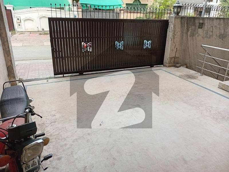 12 