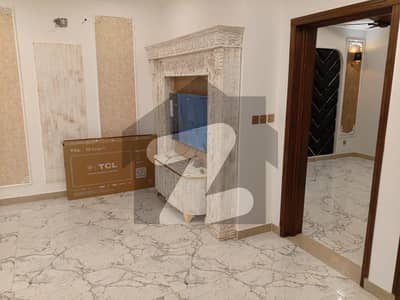 Kanal Upper Portion Available For Rent