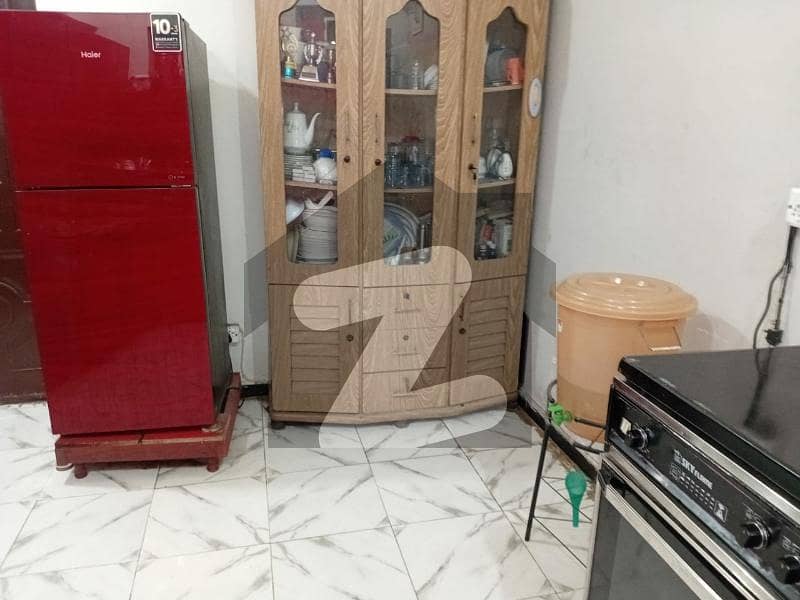 Flat available For Sale Mehmoodabad # 4 Flat available For Sale Mehmoodabad # 4