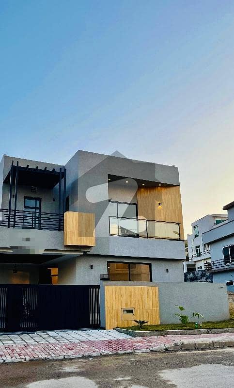 10marla Designer Luxury House For Sale Top Height Prime Most Location 10marla Designer Luxury House For Sale Top Height Prime Most Location