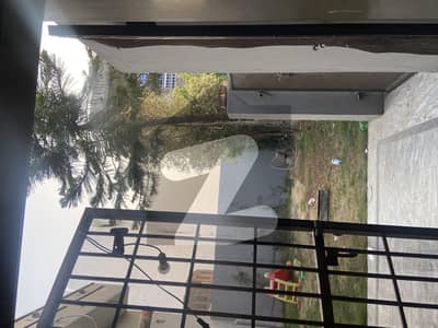 10 Marla Corner House 272