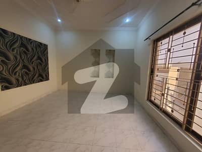 1 Kanal Upper Portion For Rent In DHA Lahore Phase 5 Block C