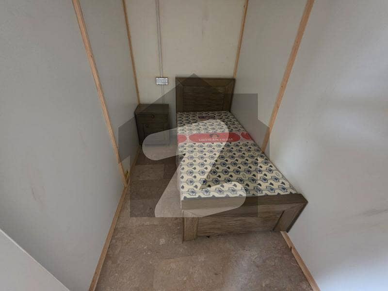 Single Person Room For Rent Single Person Room For Rent