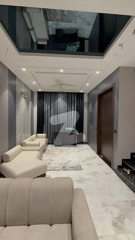 5 MARLA LUXURIOUS HOUSE FOR SALE 5 MARLA LUXURIOUS HOUSE FOR SALE