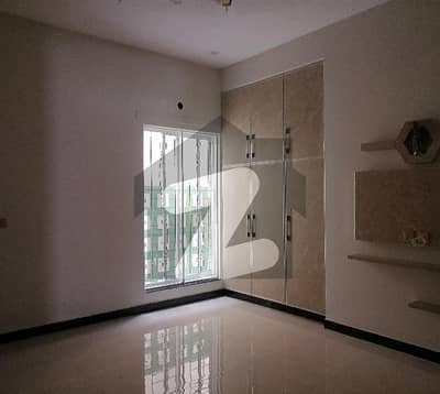 10 Marla House For Sale Available In Johar Town