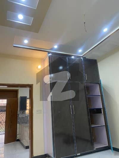 ایل ڈی اے ایوینیو ۔ بلاک کے ایل ڈی اے ایوینیو,لاہور میں 3 کمروں کا 10 مرلہ بالائی پورشن 60.0 ہزار میں کرایہ پر دستیاب ہے۔