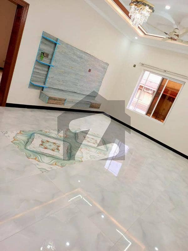 آئی ۔ 8 اسلام آباد میں 4 کمروں کا 1 کنال بالائی پورشن 1.8 لاکھ میں کرایہ پر دستیاب ہے۔ آئی ۔ 8 اسلام آباد میں 4 کمروں کا 1 کنال بالائی پورشن 1.8 لاکھ میں کرایہ پر دستیاب ہے۔