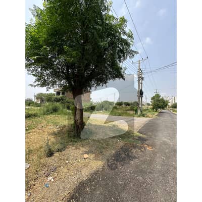 آئی ۔ 16 اسلام آباد میں 5 مرلہ رہائشی پلاٹ 62.0 لاکھ میں برائے فروخت۔