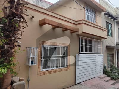 House For Sale In Wakeel Colony 2.5 Marla