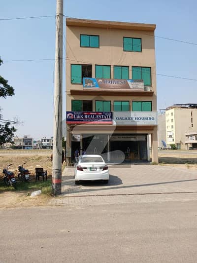 8 Marla Commercial Palaza Khayaban e Ameen A Block On 100 Government Structure Road