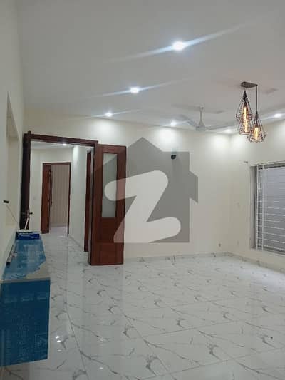 40*80 Triple Store House For Rent in G-13  only For commercial purpose 12. bed rooms