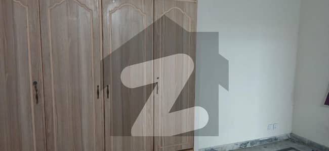 FLAT FOR RENT IN VALENCIA TOWN LAHORE