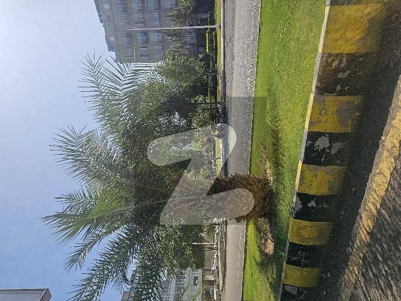 Gulberg Greens Block E Farm Plot