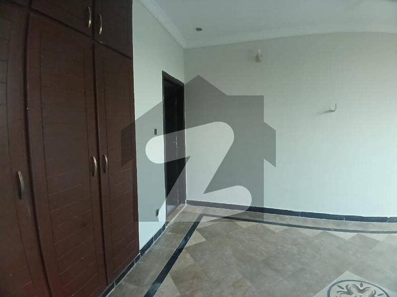 25x40, sun-facing FOR SALE: Prime location in G-13/1. 25x40, sun-facing FOR SALE: Prime location in G-13/1.