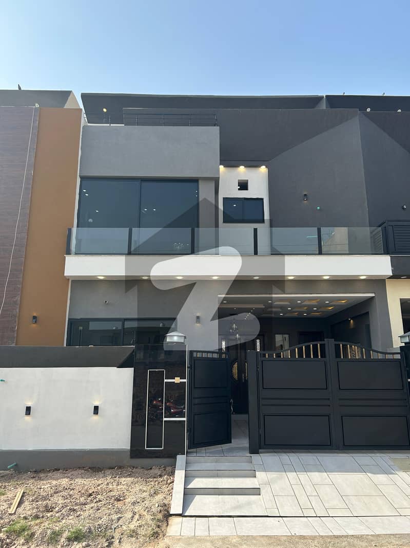 5 Marla Beautiful Park Facing House Available For Sale In Buch Vilas Multan 5 Marla Beautiful Park Facing House Available For Sale In Buch Vilas Multan