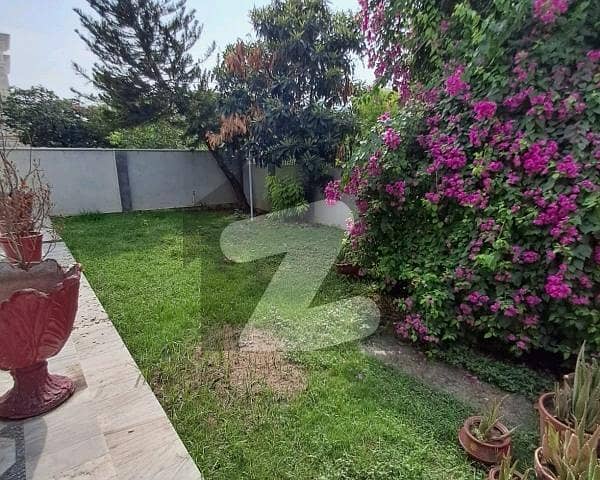 Get Your Hands On House In F-10 Best Area Get Your Hands On House In F-10 Best Area