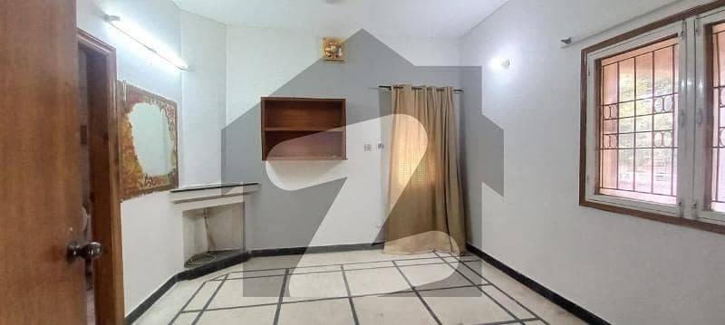 ایف ۔ 11 اسلام آباد میں 4 کمروں کا 1 کنال مکان 4.3 لاکھ میں کرایہ پر دستیاب ہے۔ ایف ۔ 11 اسلام آباد میں 4 کمروں کا 1 کنال مکان 4.3 لاکھ میں کرایہ پر دستیاب ہے۔