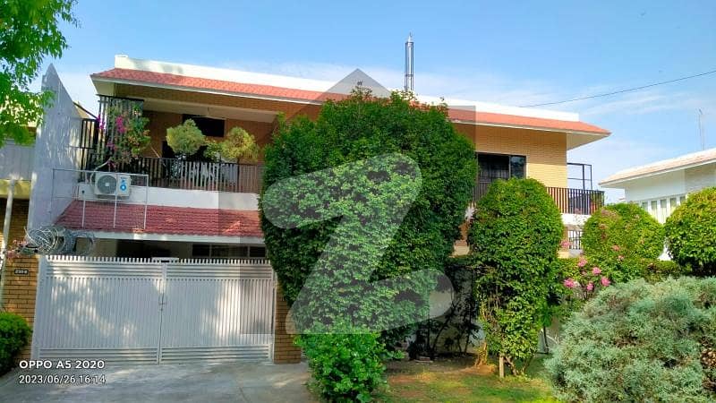 A Upper Portion Of 466 Square Yards In E-7 A Upper Portion Of 466 Square Yards In E-7