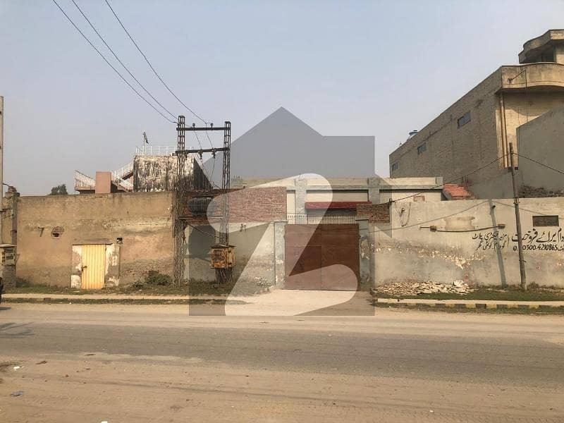 قطر بند روڈ لاہور میں 1 کنال عمارت 5.5 کروڑ میں برائے فروخت۔