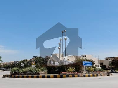 Usman Block 7 Marla Plot For Sale