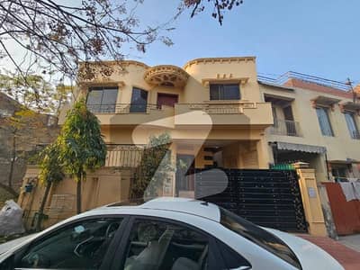 5 Marla Full House For Rent