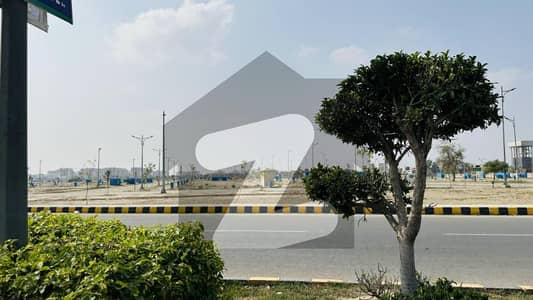 ڈی ایچ اے فیز 10 ڈیفنس (ڈی ایچ اے),لاہور میں 10 مرلہ پلاٹ فائل 56.5 لاکھ میں برائے فروخت۔
