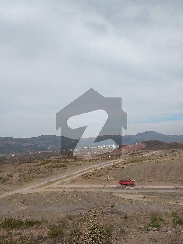 1 Kanal Residential Plot Available For sale Located C-14 ISLAMABAD 1 Kanal Residential Plot Available For sale Located C-14 ISLAMABAD