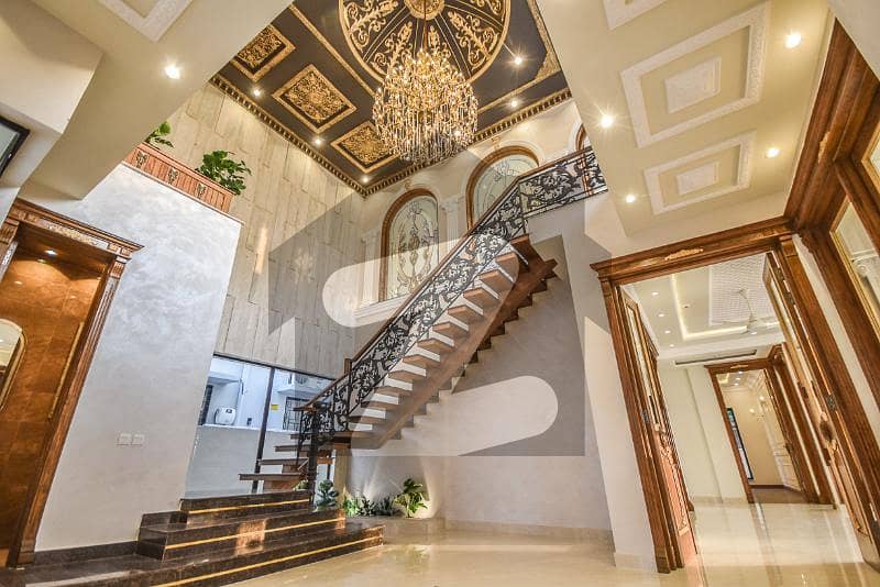 1 KANAL TOP CLASS MODERN HOUSE FOR RENT NEAR PACKAGES MALL