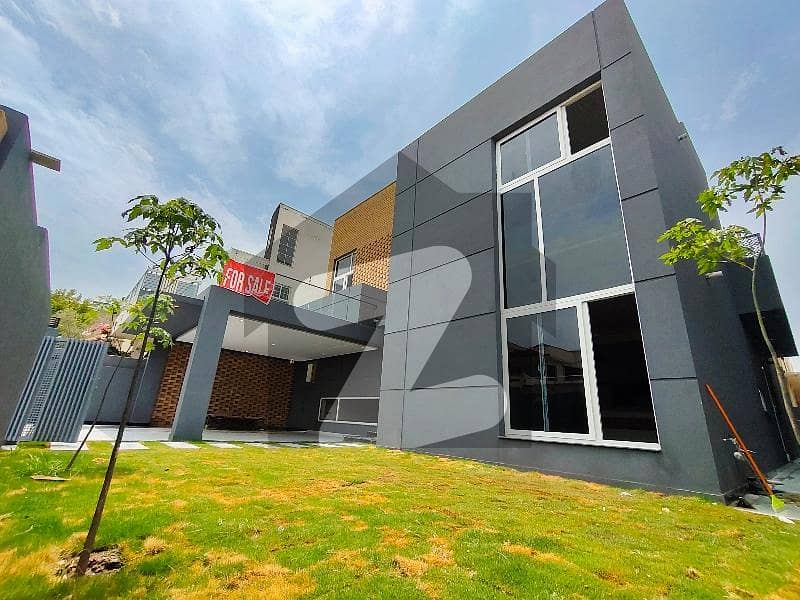 1 Kanal Designer House at Outstanding location 1 Kanal Designer House at Outstanding location