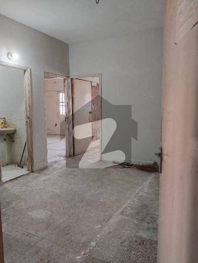 2 bed dd flat floor rent block 14