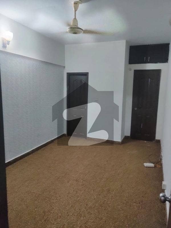 900 Square Feet Flat In DHA Phase 5 900 Square Feet Flat In DHA Phase 5
