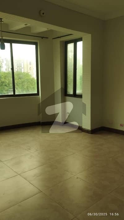 2 Bedroom Flat 940 Square Ft For Rent