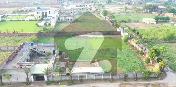 8 Kanal Farm-House Is Available For Sale