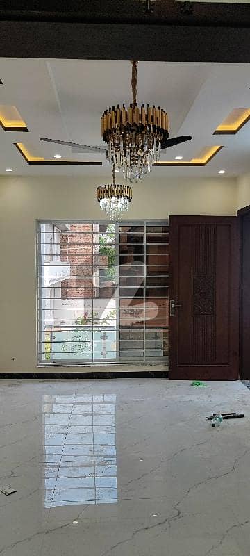 جناح گارڈنز ایف ای سی ایچ ایس,اسلام آباد میں 4 کمروں کا 7 مرلہ مکان 4.0 کروڑ میں برائے فروخت۔ جناح گارڈنز ایف ای سی ایچ ایس,اسلام آباد میں 4 کمروں کا 7 مرلہ مکان 4.0 کروڑ میں برائے فروخت۔