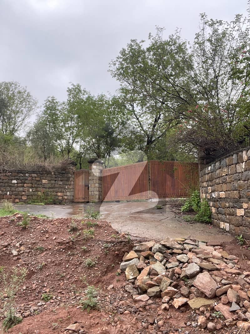 8 Kanal Farm House Land