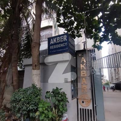 Buy A Flat Of 1000 Square Feet In Gulistan-e-Jauhar - Block 15
