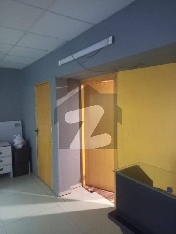 OFFICE AVLIBLE FOR RENT OFFICE AVLIBLE FOR RENT